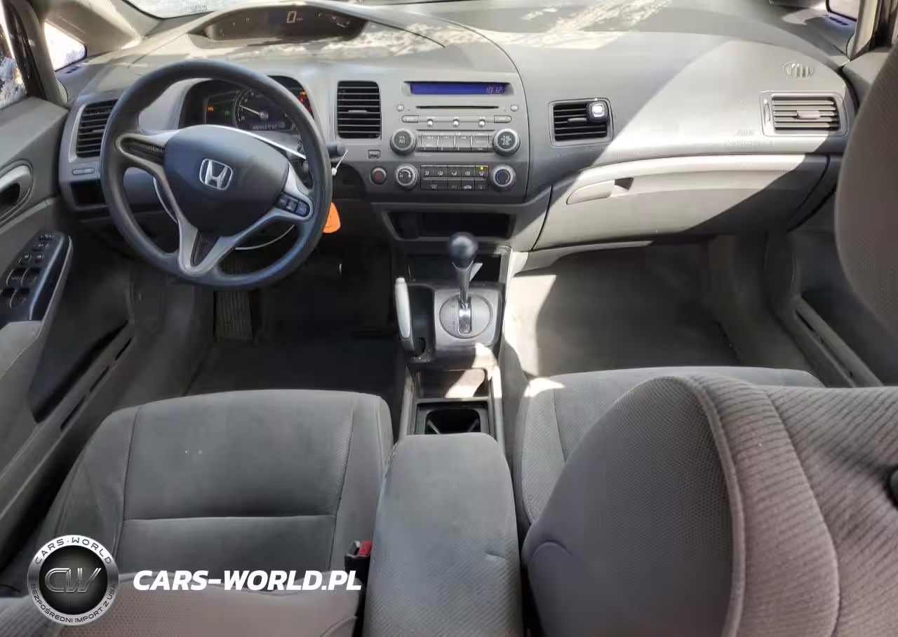 HONDA CIVIC LX VIN:2HGFA1F58AH303252 - 8