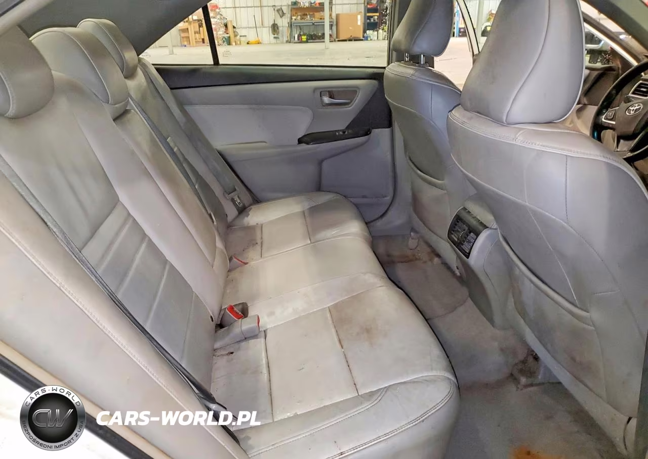 2015 Toyota Camry Xle VIN:4T1BF1FK5FU874301 - 10