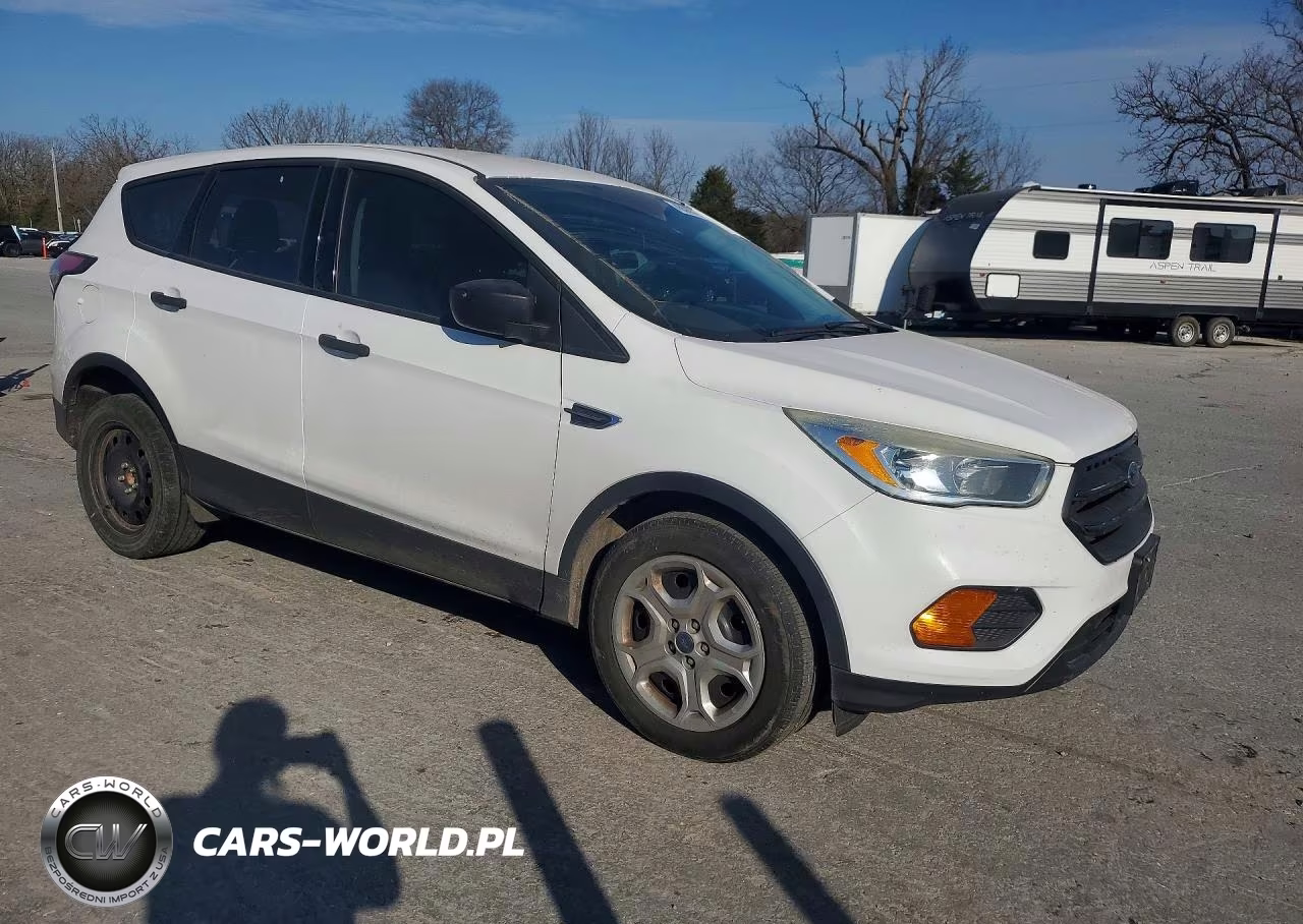 2017 Ford Escape S VIN:1FMCU0F72HUA61341 - 4