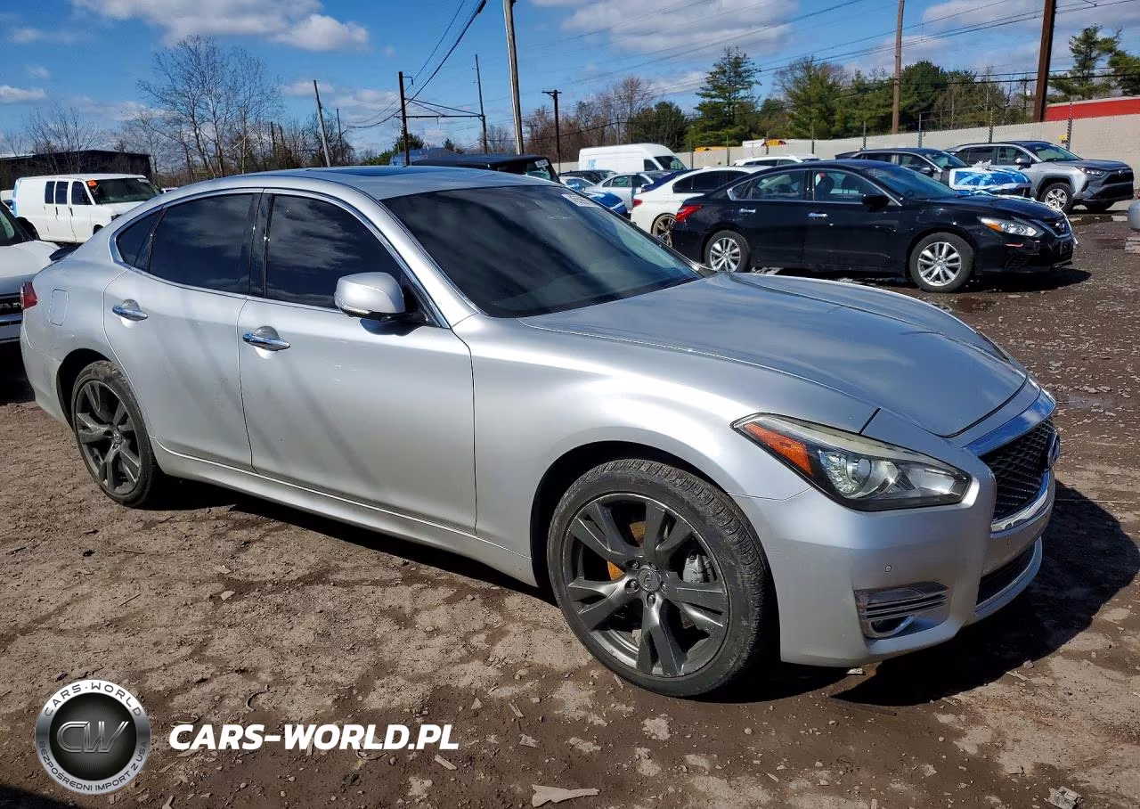 2015 Infiniti Q70 3.7 VIN:JN1BY1AR5FM562260 - 4