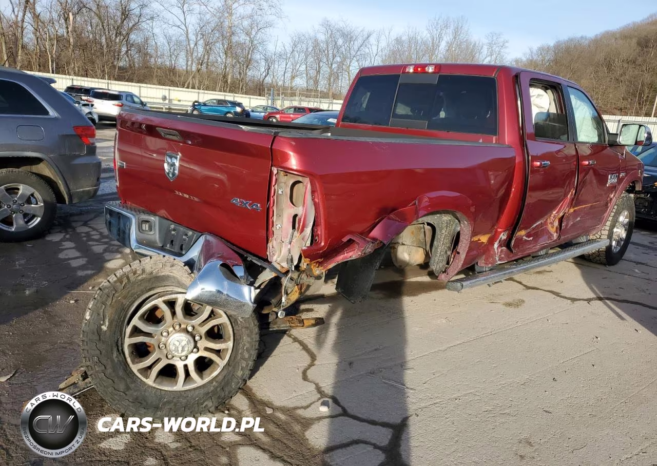 2015 Ram 3500 Laramie VIN:3C63R3EJ2FG688536 - 3