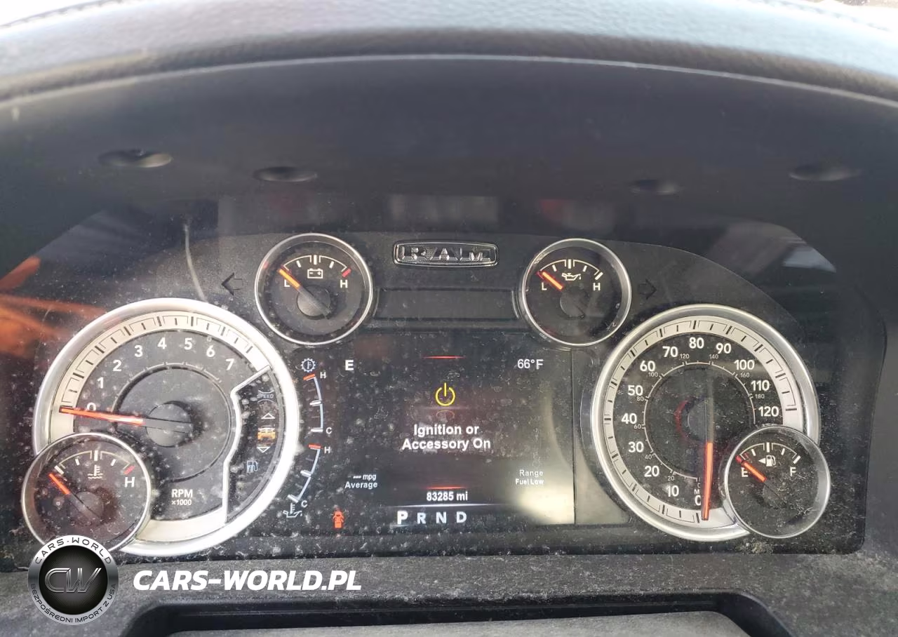 2015 Ram 3500 Laramie VIN:3C63R3EJ2FG688536 - 9