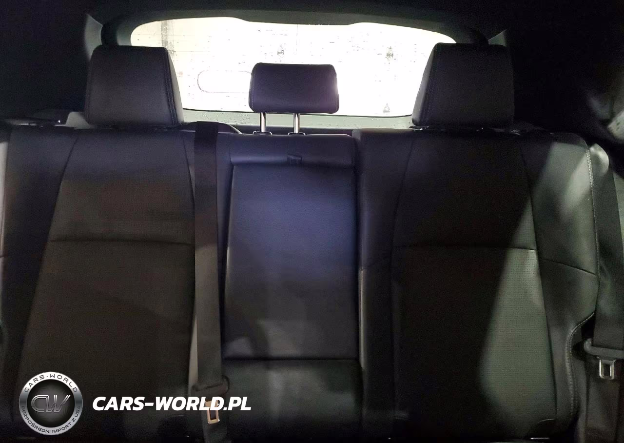 2023 Toyota Bz4X Limited VIN:JTMABACA4PA039025 - 10