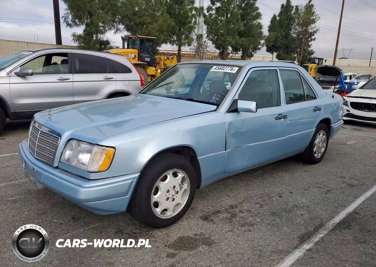 1995 Mercedes-Benz E 320 Base