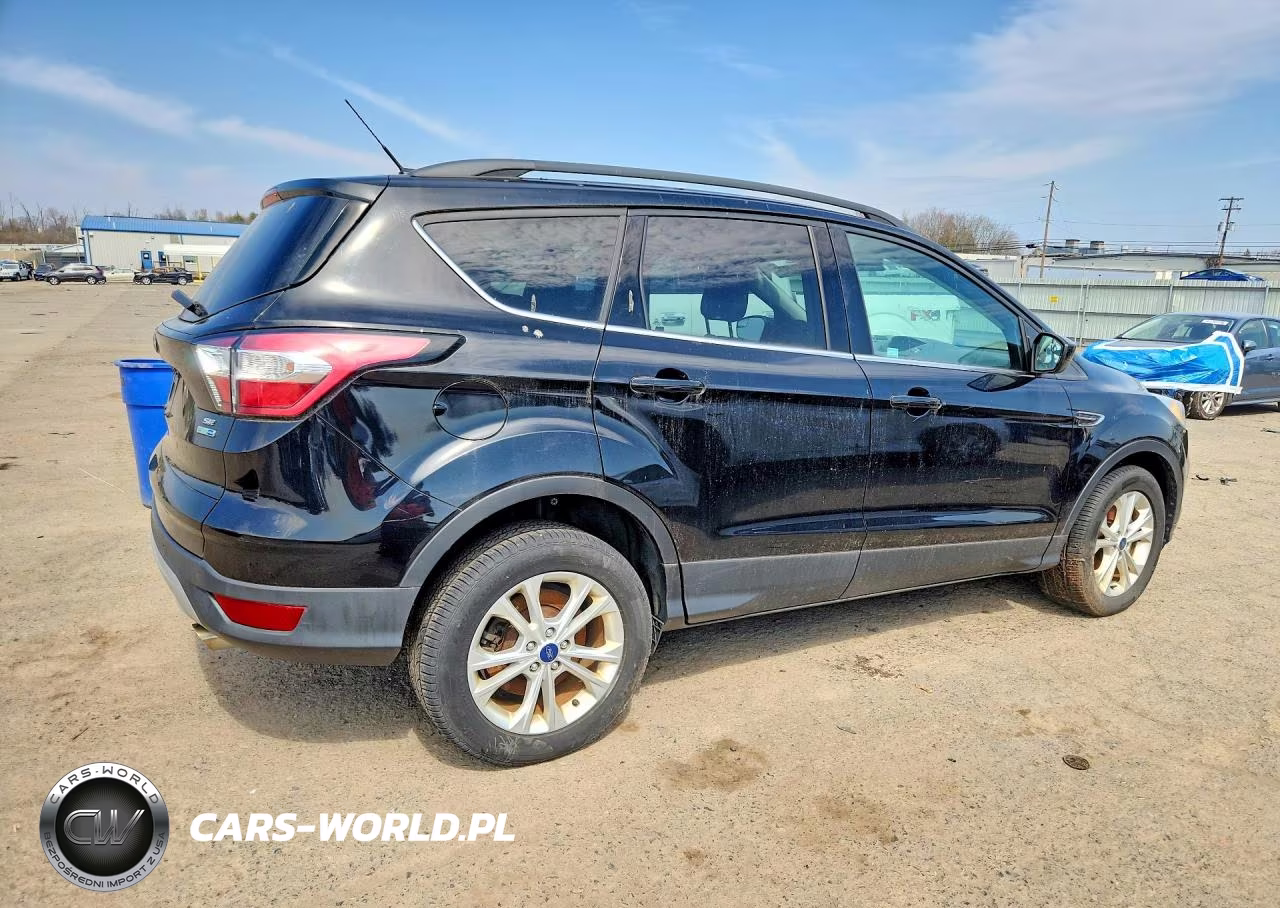 2018 Ford Escape VIN:1FMCU9GDXJUA11849 - 3