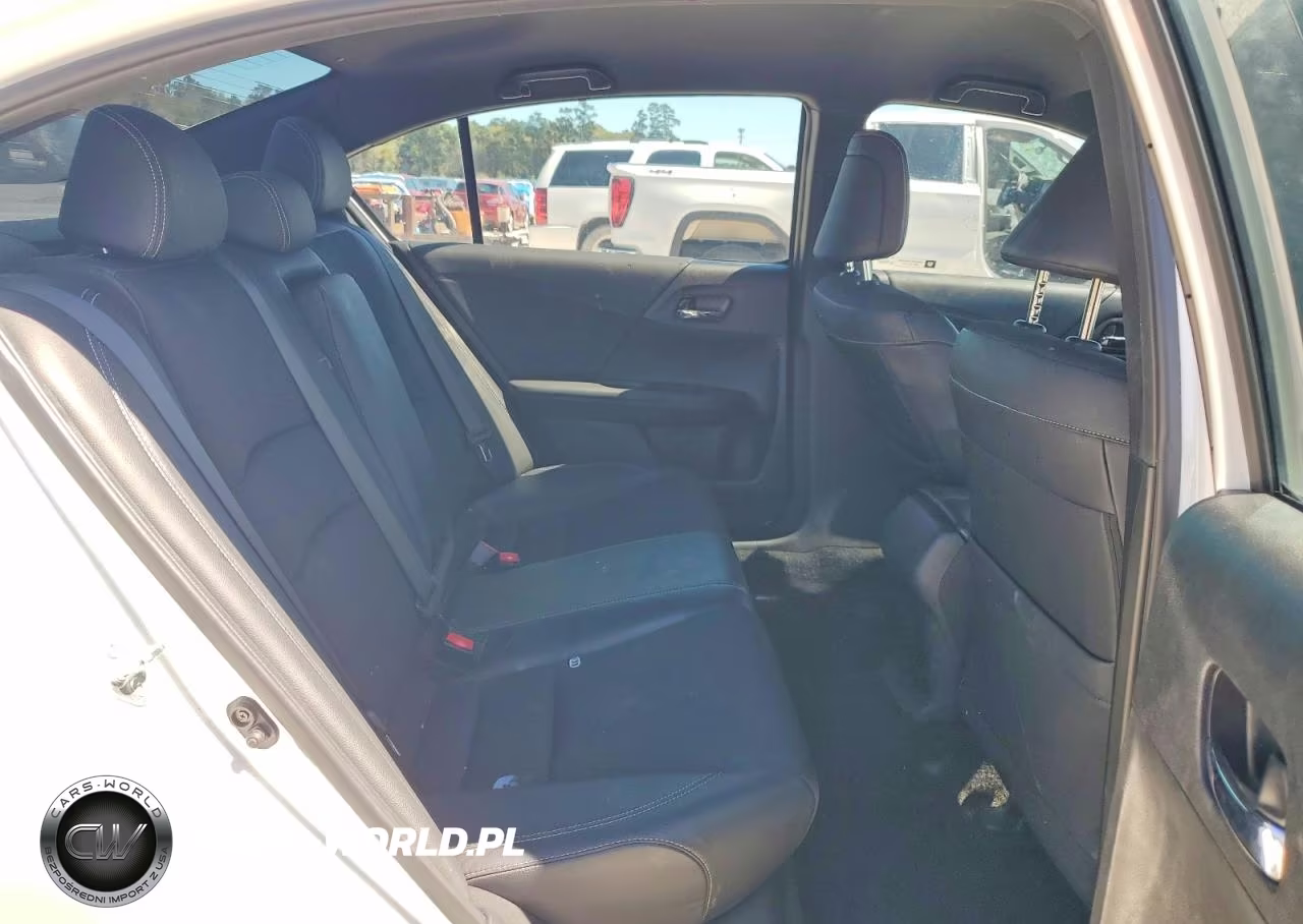 2017 Honda Accord Sport VIN:1HGCR2F59HA297617 - 10