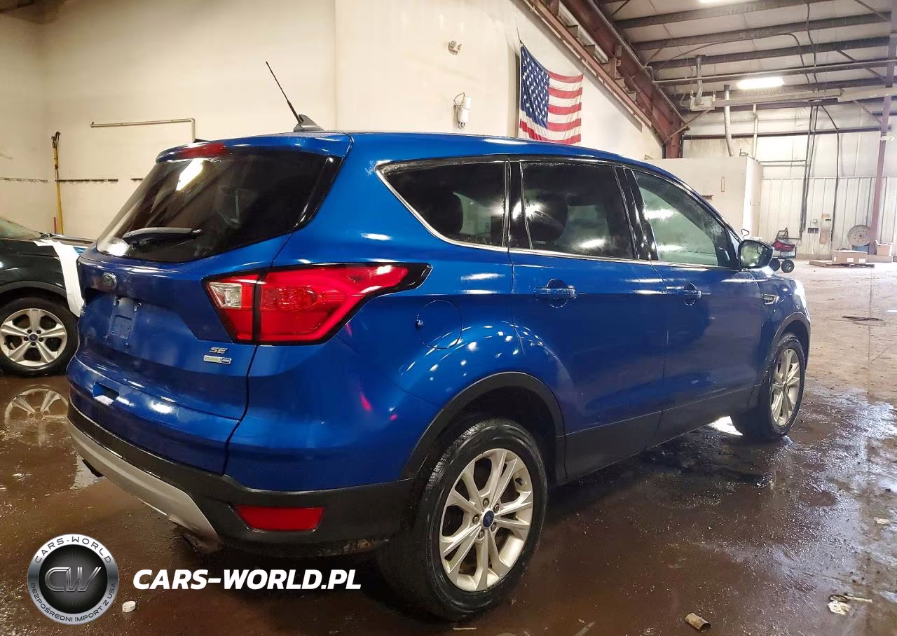 2019 Ford Escape Se VIN:1FMCU9GD0KUA97187 - 3