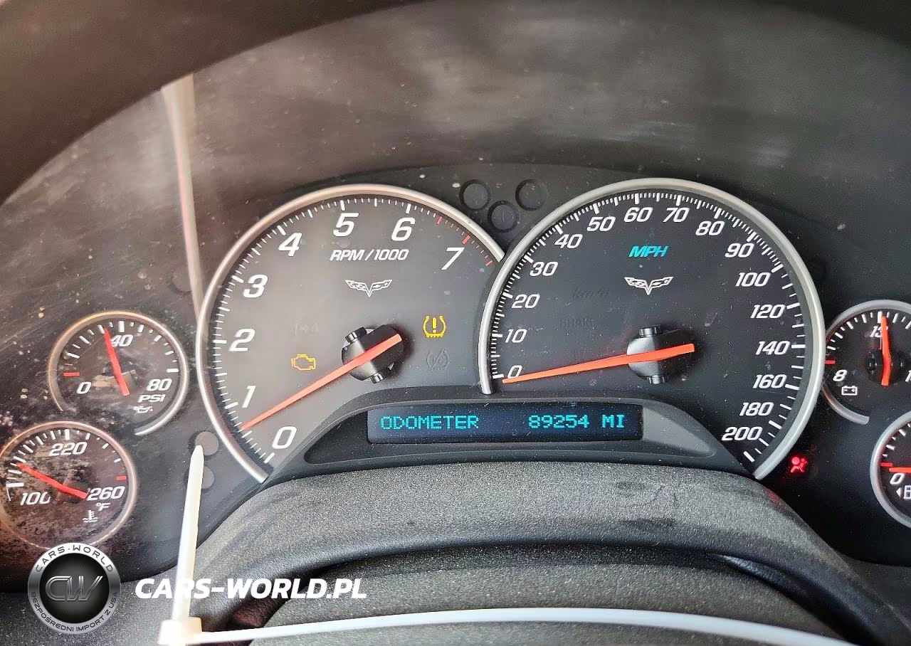 2012 Chevrolet Corvette VIN:1G1YA2DW8C5108327 - 9