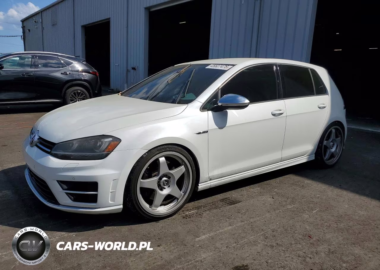 2016 Volkswagen Golf R