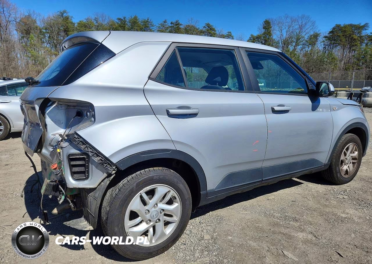 2021 Hyundai Venue Se VIN:KMHRB8A38MU097998 - 3