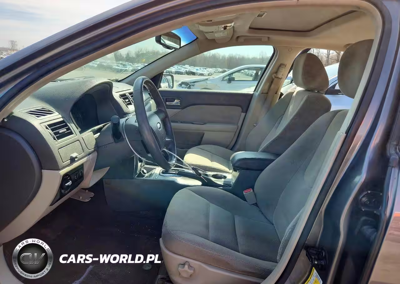 2010 Ford Fusion Hybrid VIN:3FADP0L30AR411165 - 7