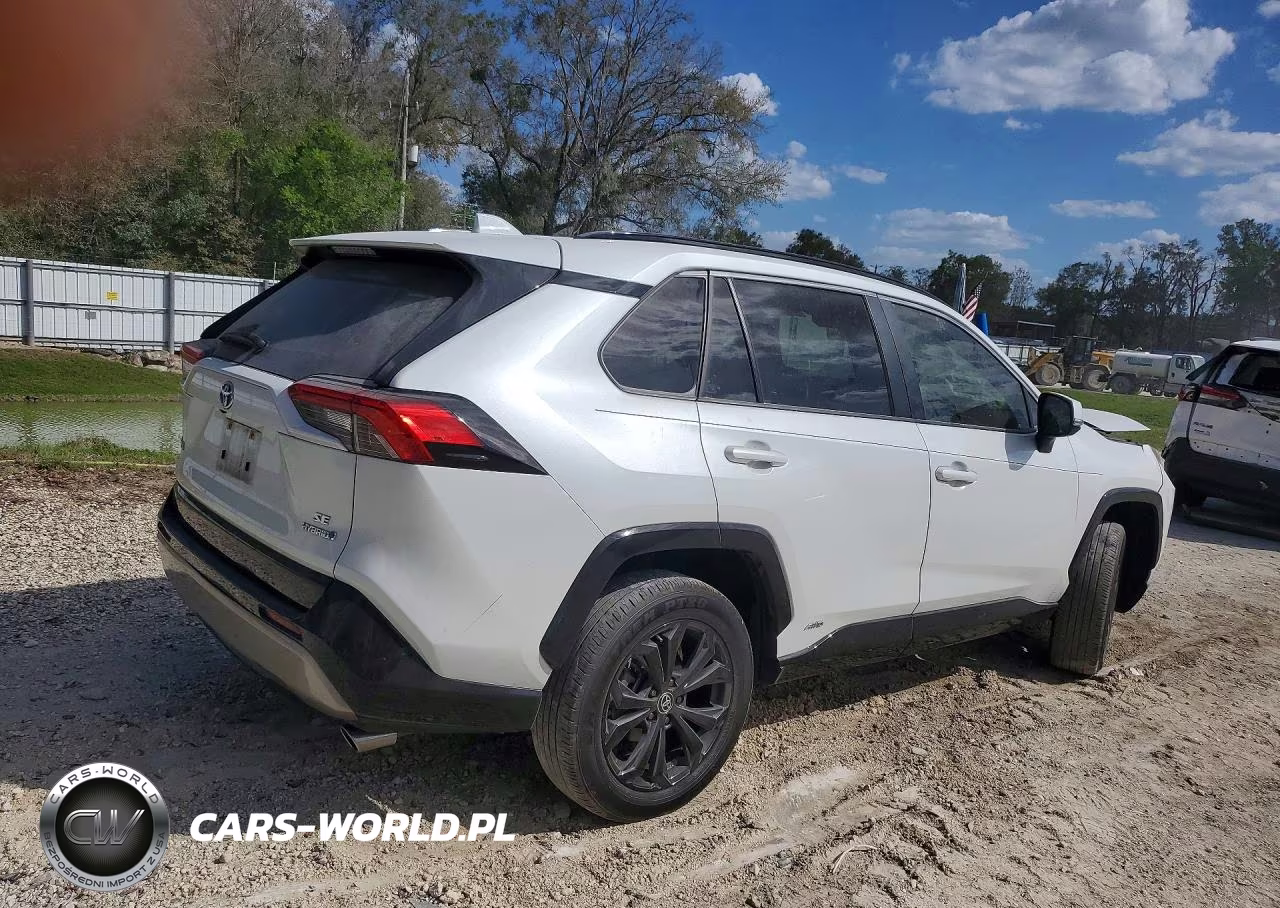 2023 Toyota Rav4 Hybrid Se VIN:JTM16RFVXPJ037524 - 3