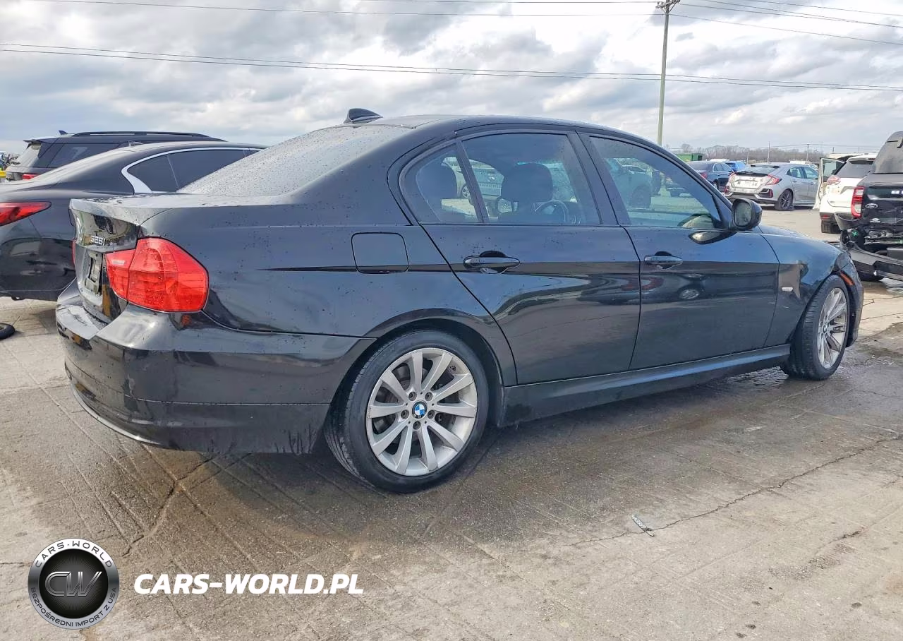 2011 BMW 328 I VIN:WBAPH7C55BE681654 - 3