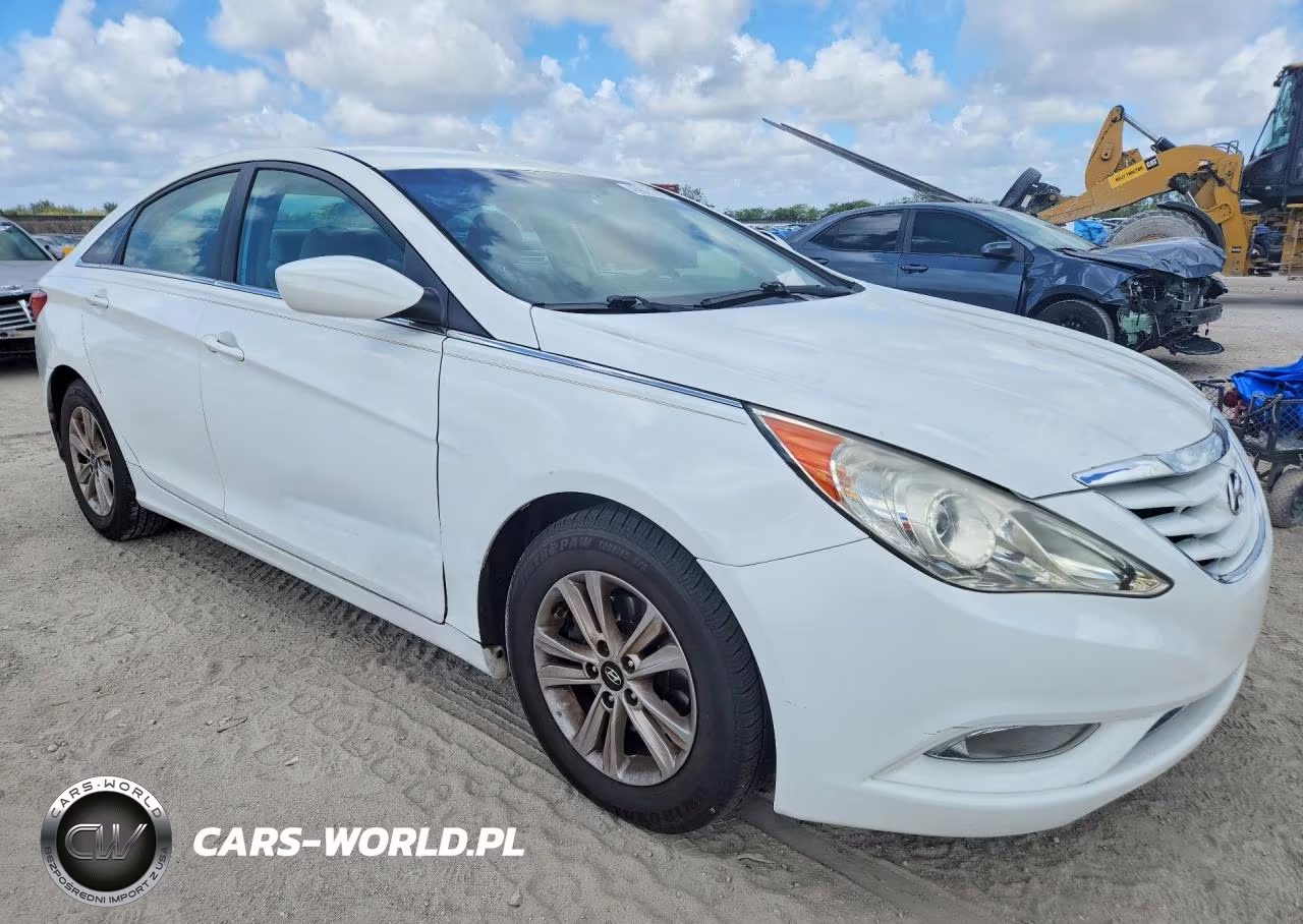2013 Hyundai Sonata Gls VIN:5NPEB4AC7DH709453 - 4