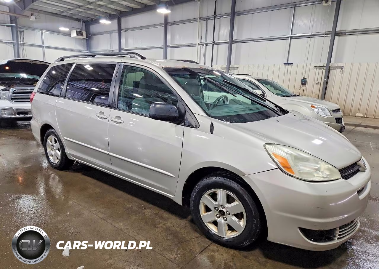 2004 Toyota Sienna Le 8 Passenger VIN:5TDZA23C84S141312 - 4