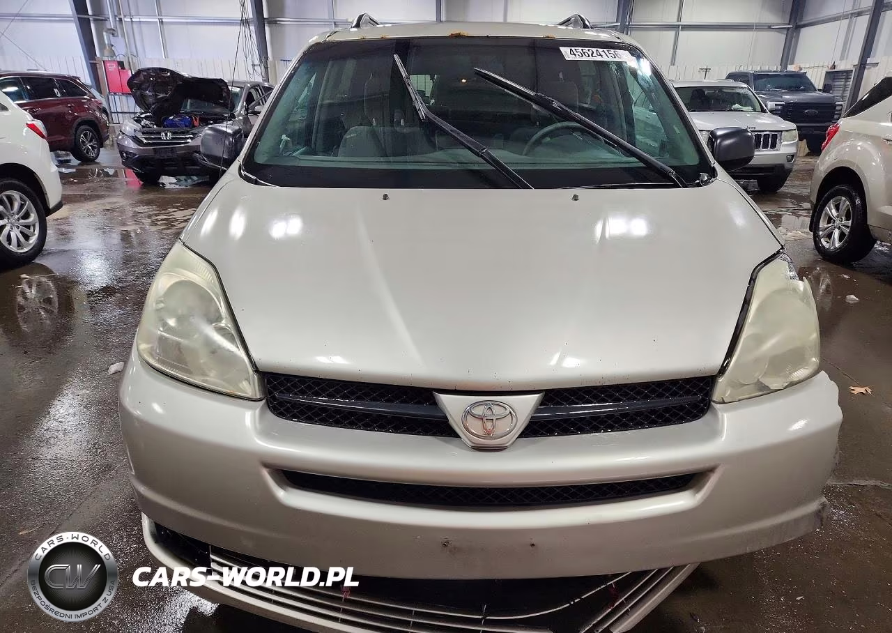 2004 Toyota Sienna Le 8 Passenger VIN:5TDZA23C84S141312 - 5
