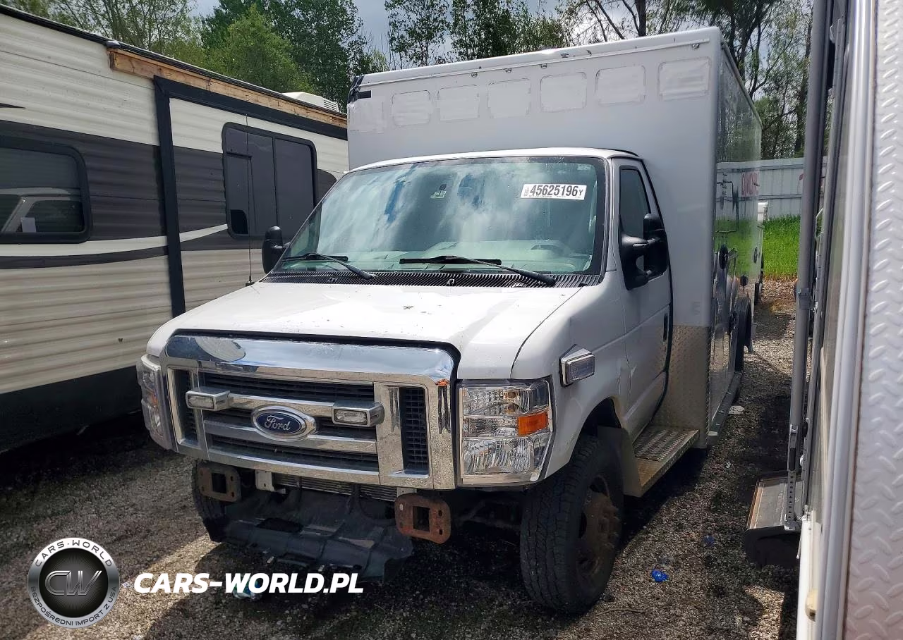 2016 Ford E450 Ambulance