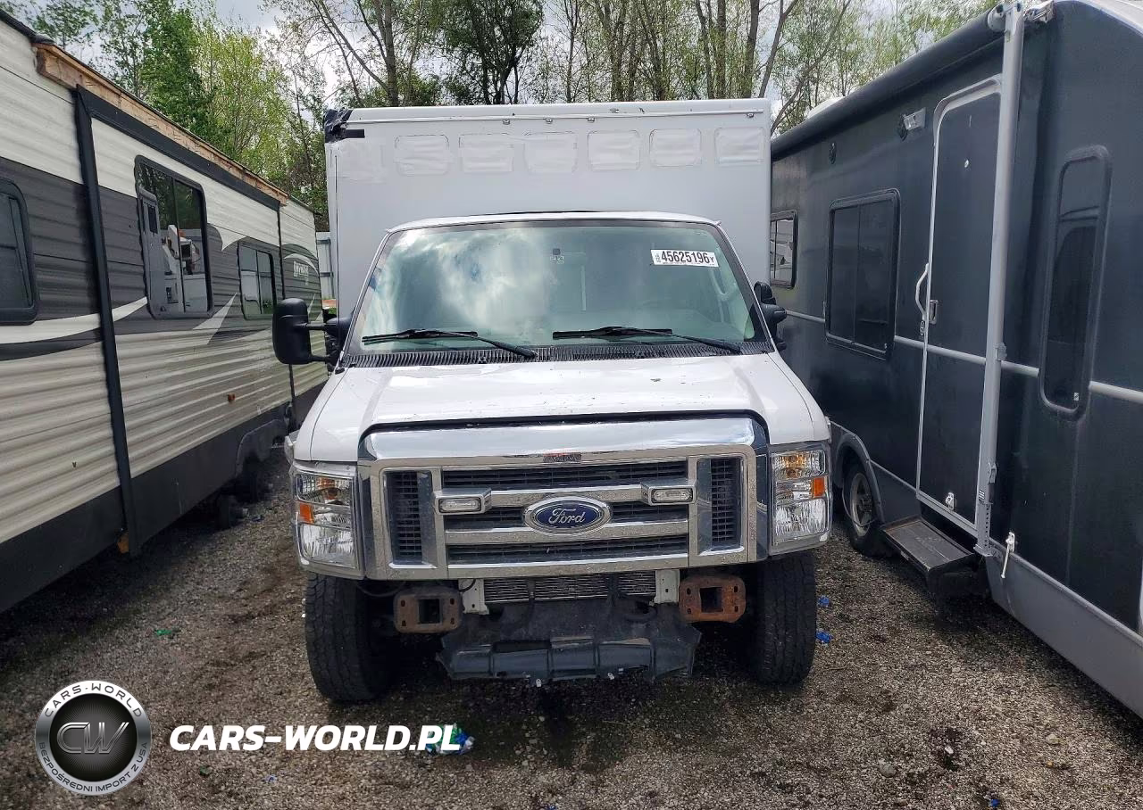 2016 Ford E450 Ambulance VIN:1FDXE4FSXGDC24438 - 5