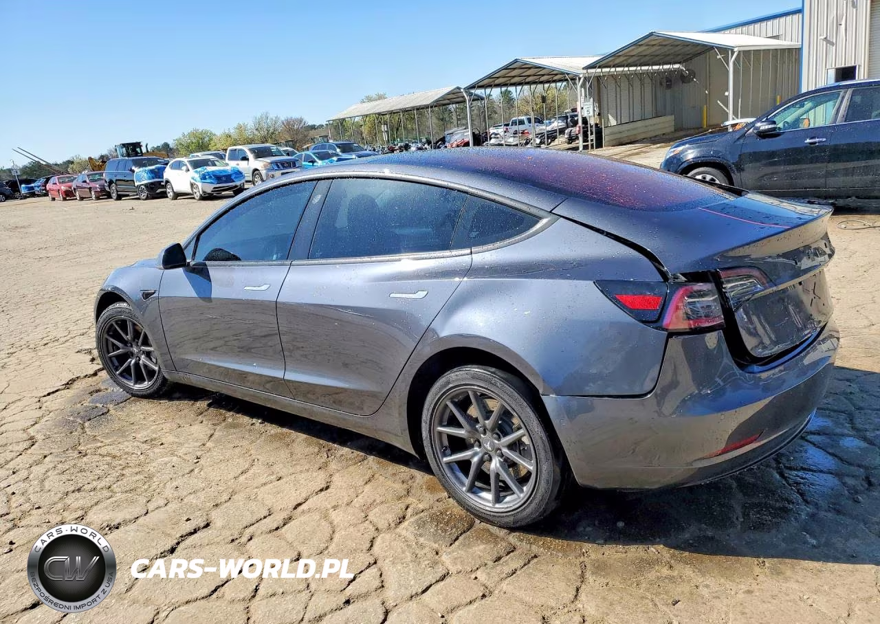 2018 Tesla Model 3 VIN:5YJ3E1EA1JF005099 - 2