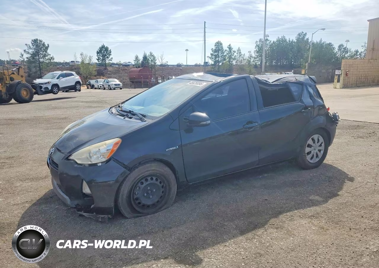 2014 Toyota Prius C Two