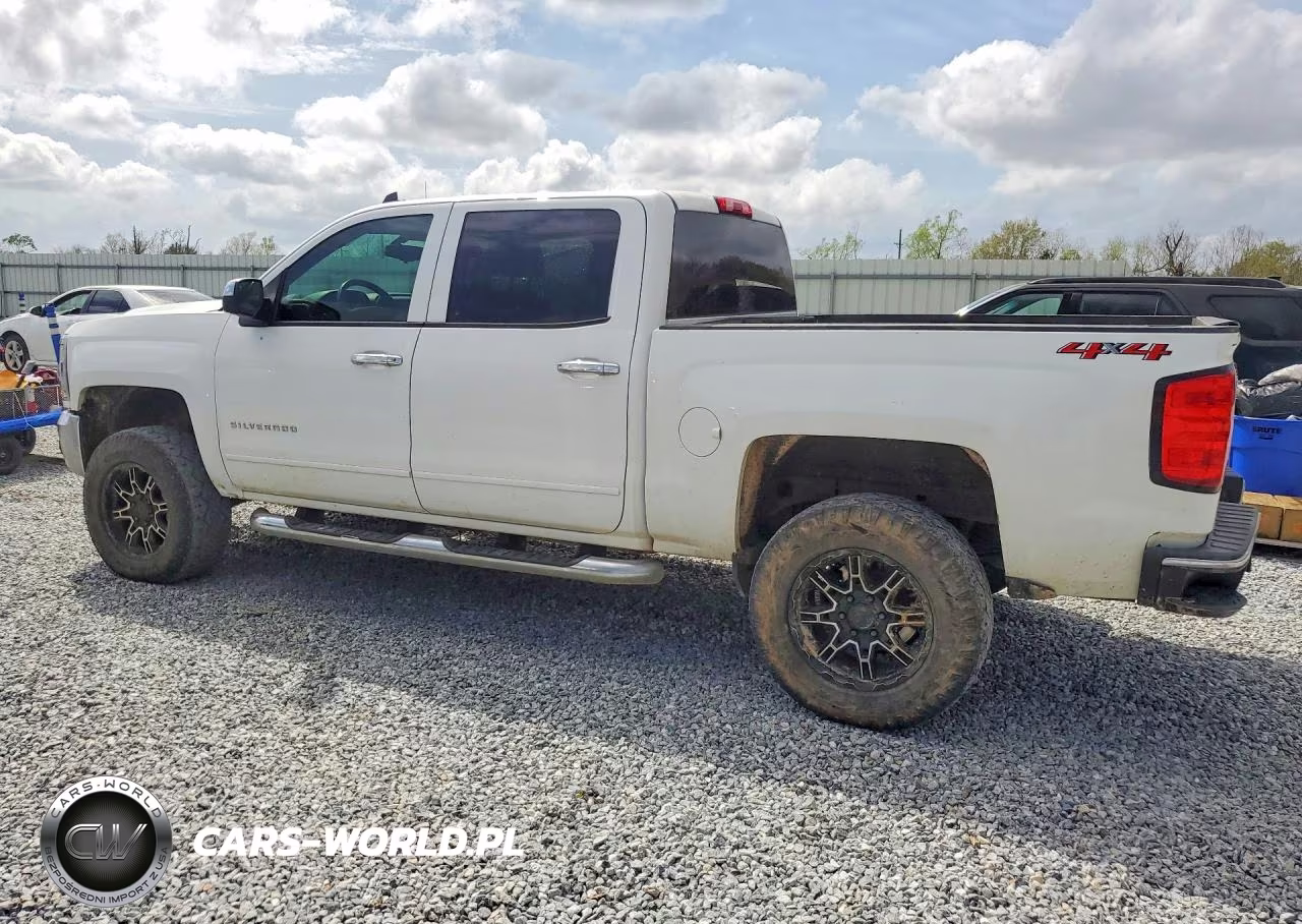 2018 Chevrolet Silverado K1500 Lt VIN:3GCUKREC8JG582395 - 2