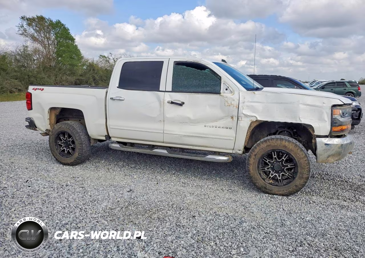2018 Chevrolet Silverado K1500 Lt VIN:3GCUKREC8JG582395 - 4