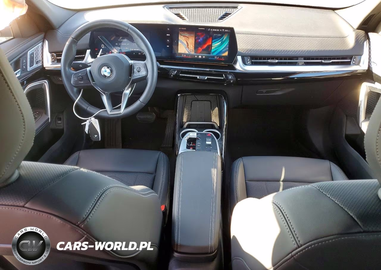 2025 BMW X2 xDrive28I VIN:WBX63GM06S5163930 - 8