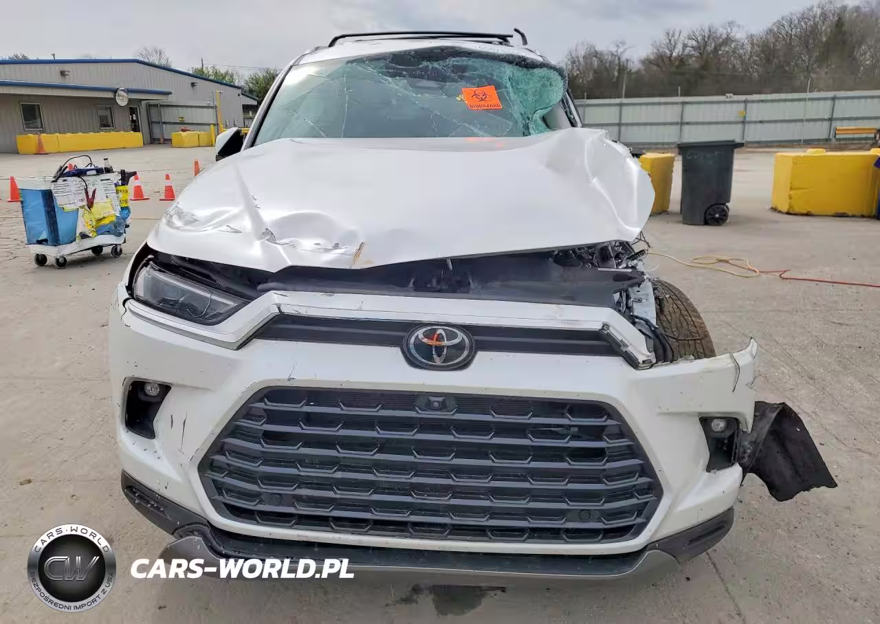 2024 Toyota Grand Highlander Platinum VIN:5TDAAAB57RS063235 - 5