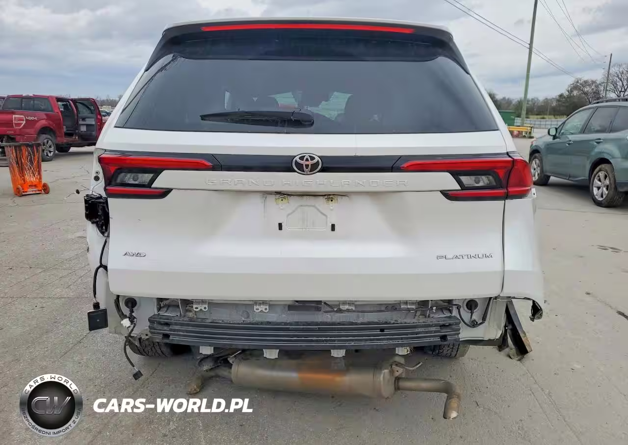 2024 Toyota Grand Highlander Platinum VIN:5TDAAAB57RS063235 - 6