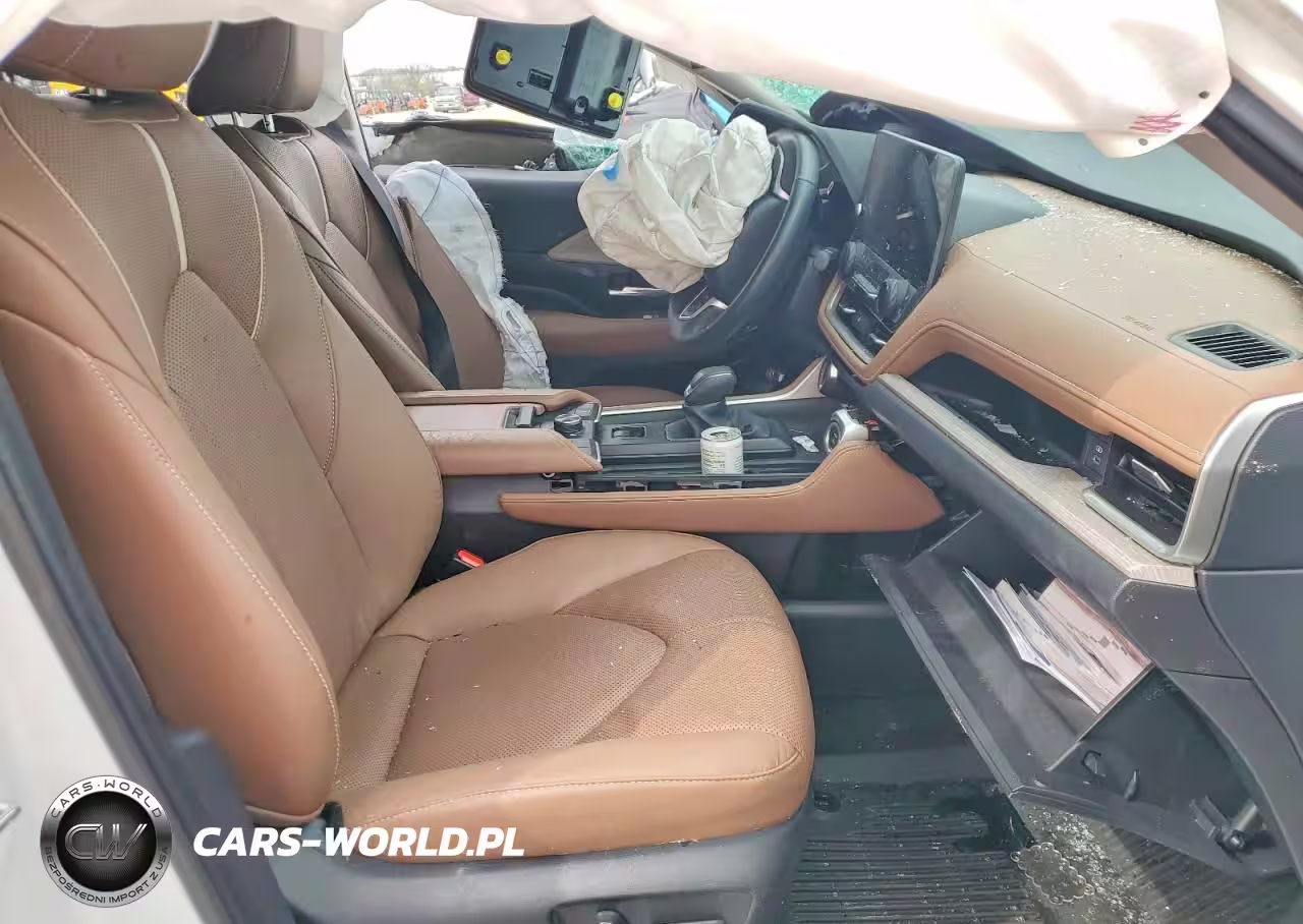 2024 Toyota Grand Highlander Platinum VIN:5TDAAAB57RS063235 - 7