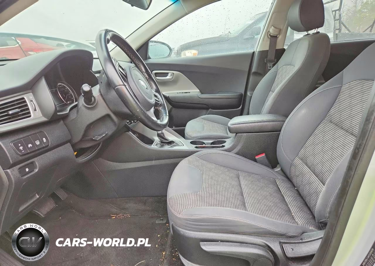 2019 Kia Niro Lx VIN:KNDCB3LC4K5283636 - 7