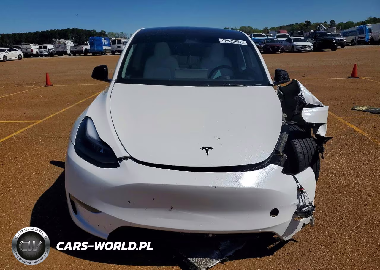 2025 Tesla Model Y VIN:7SAYGDEF6SA378086 - 5