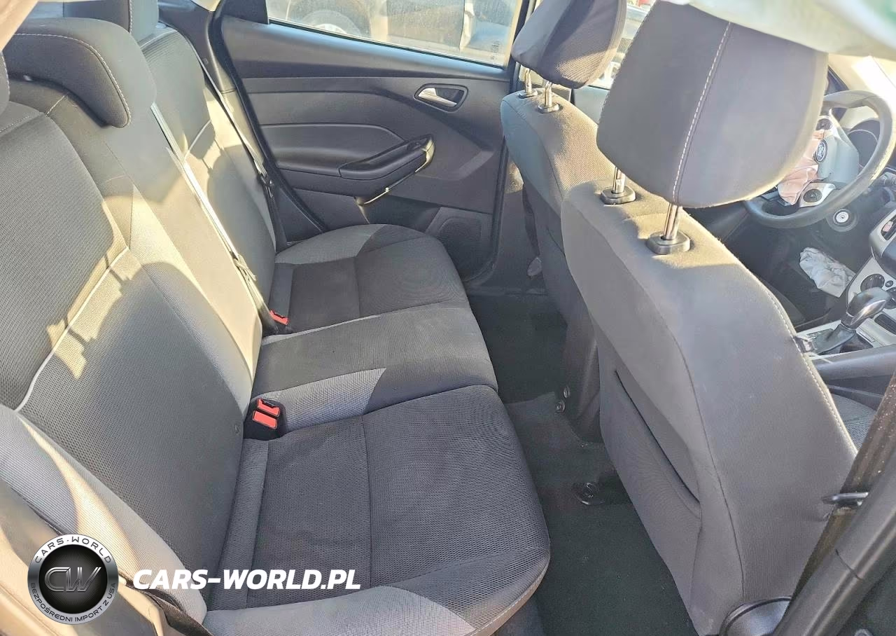 2013 Ford Focus Se VIN:1FADP3K2XDL144047 - 10