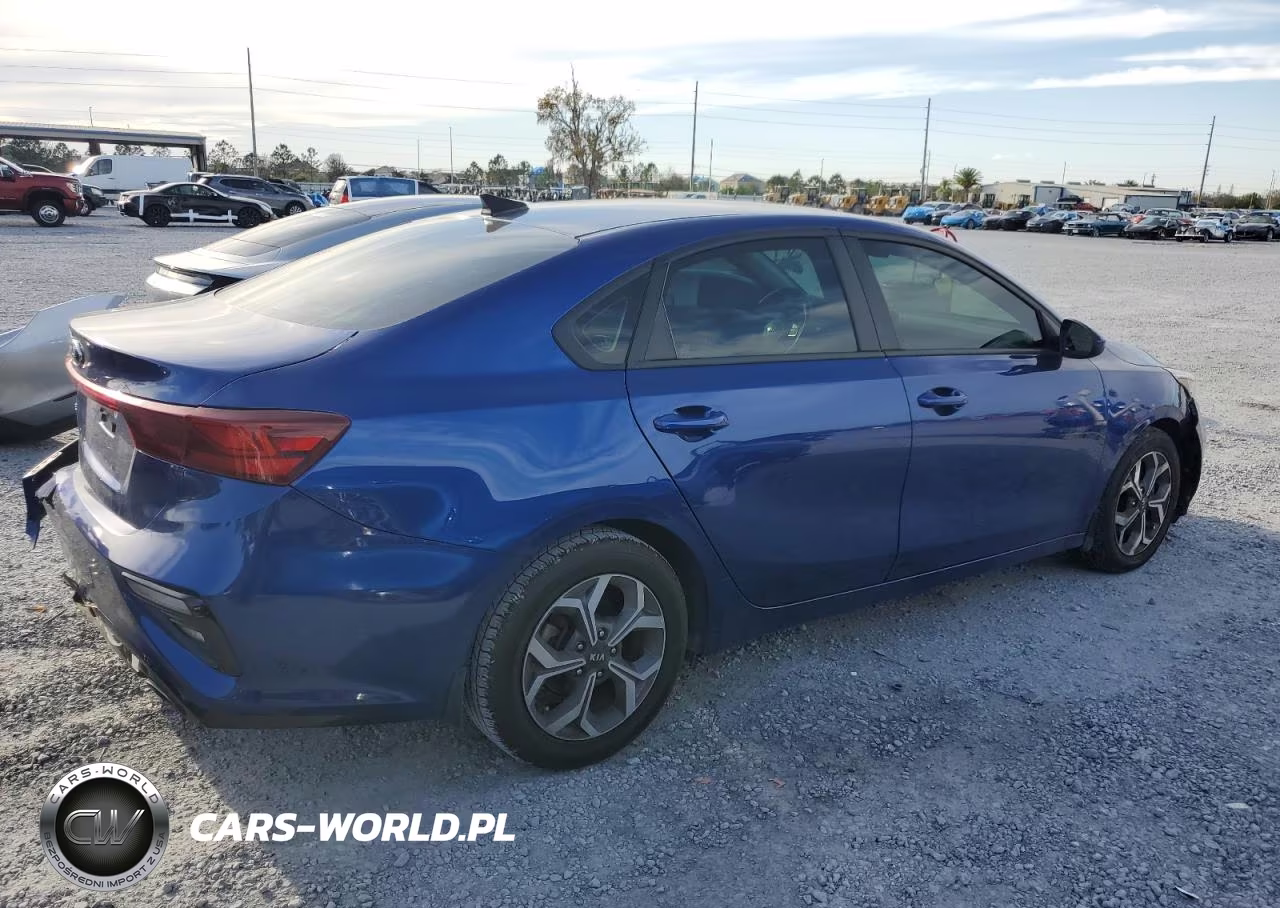 2020 Kia Forte Fe VIN:3KPF24AD3LE159409 - 3