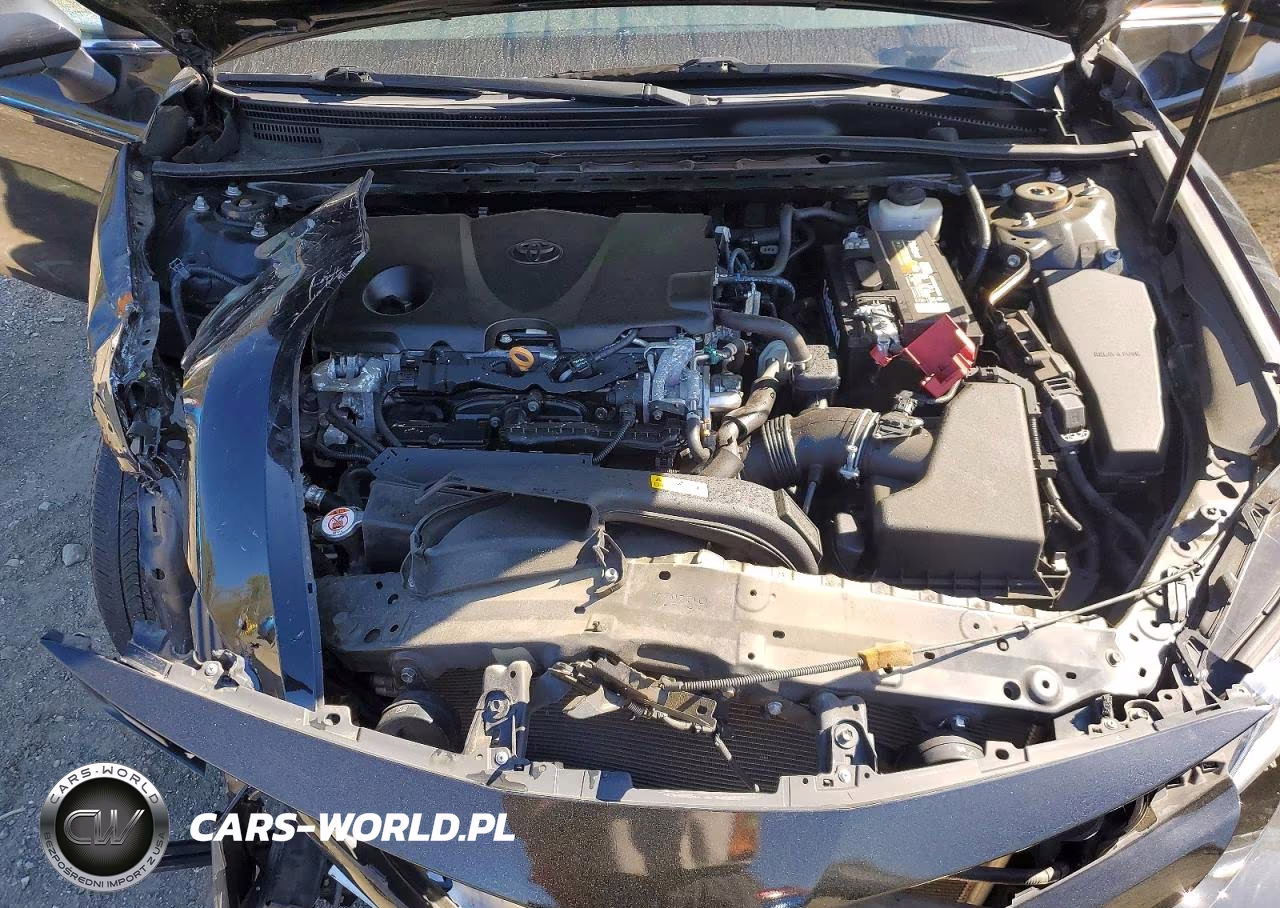 2018 Toyota Camry Le VIN:4T1B11HK4JU087697 - 11