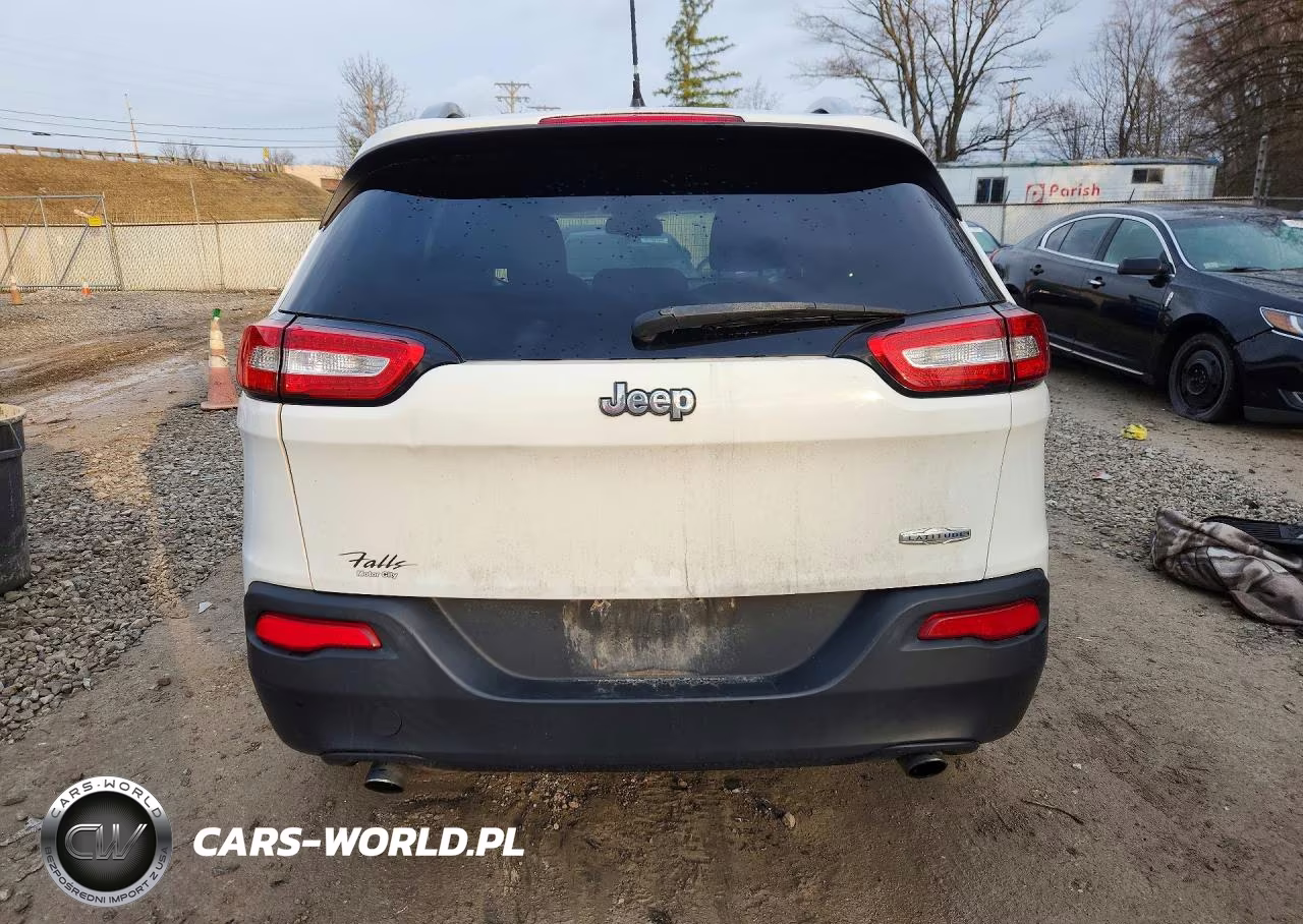 2014 Jeep Cherokee Latitude VIN:1C4PJLCSXEW115574 - 6