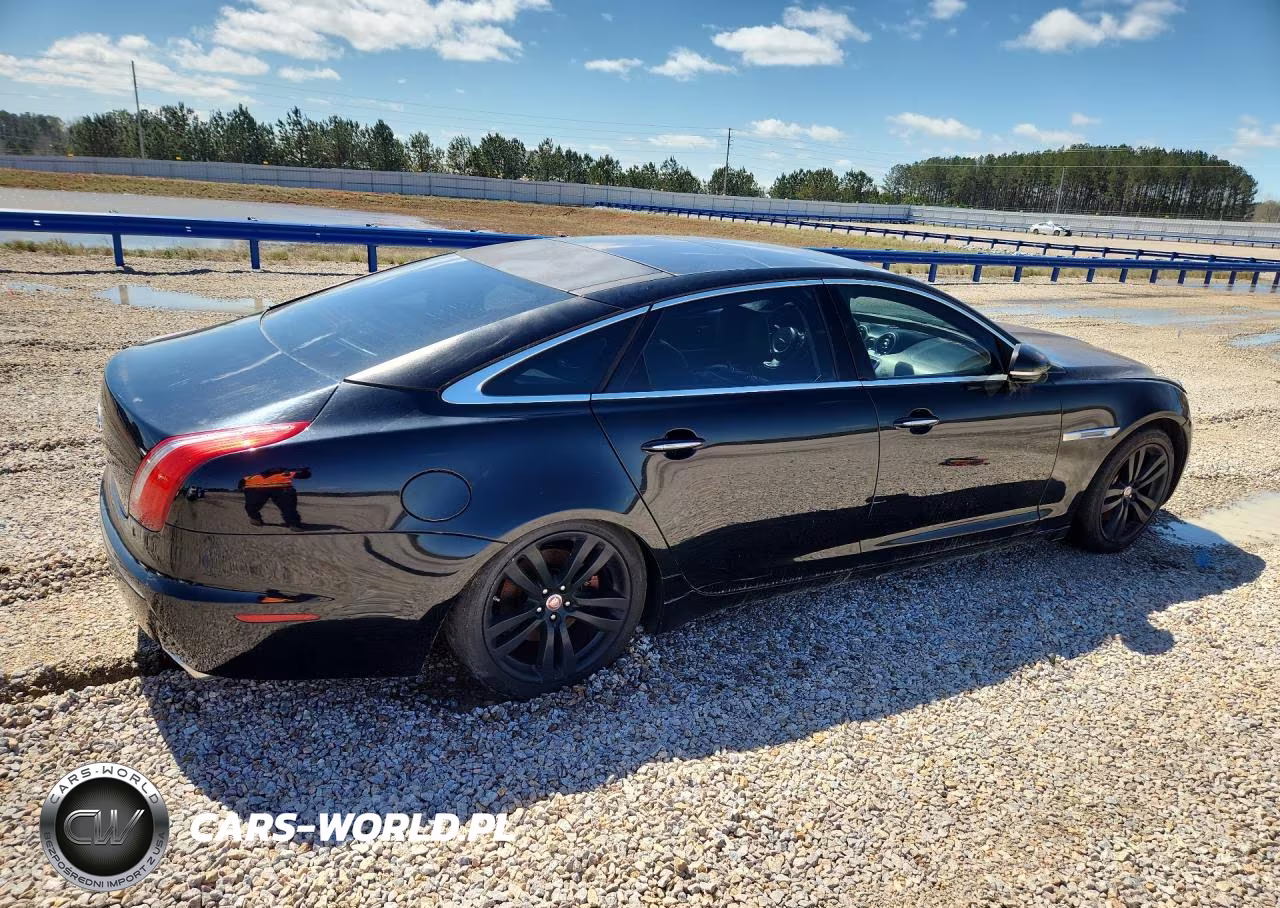 2011 Jaguar Xjl VIN:SAJWA2GB7BLV03182 - 3