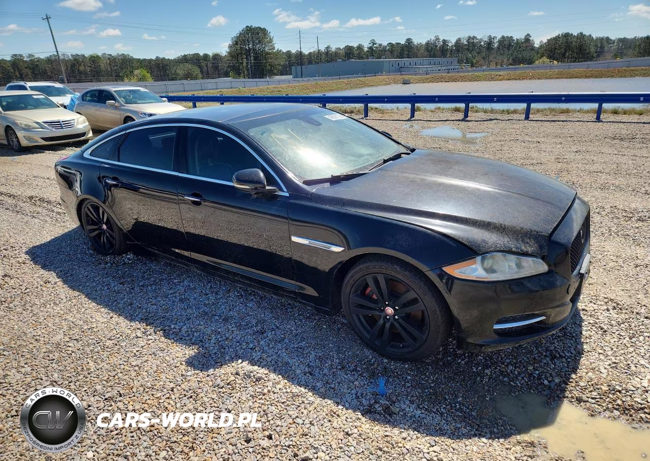 2011 Jaguar Xjl VIN:SAJWA2GB7BLV03182 - 4