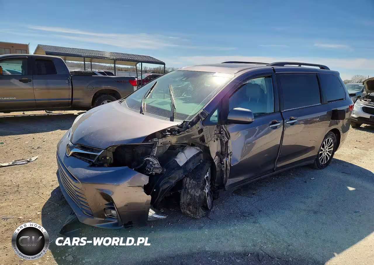 2019 Toyota Sienna Xle 8-Passenger