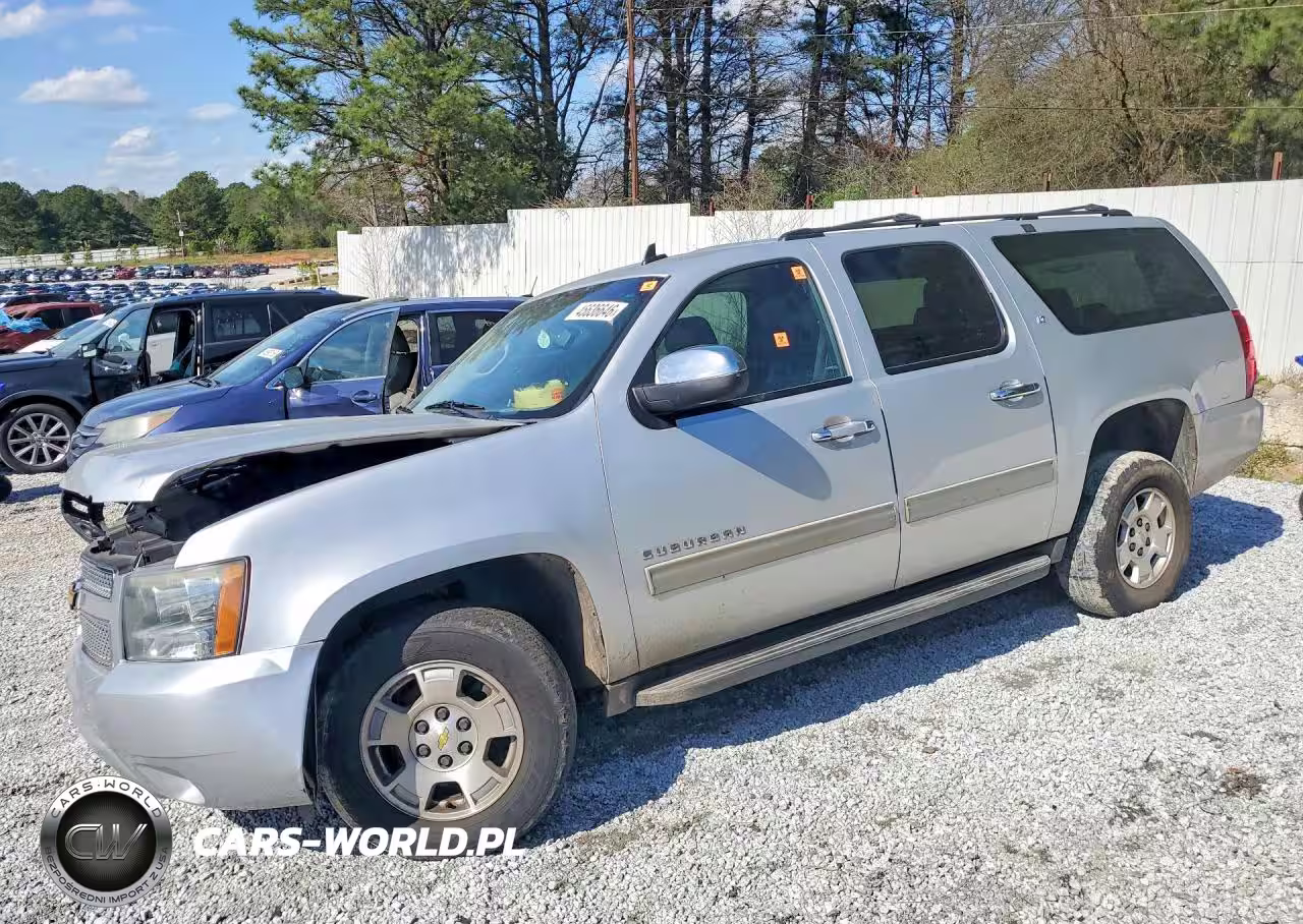 2014 Chevrolet Suburban C1500 Lt