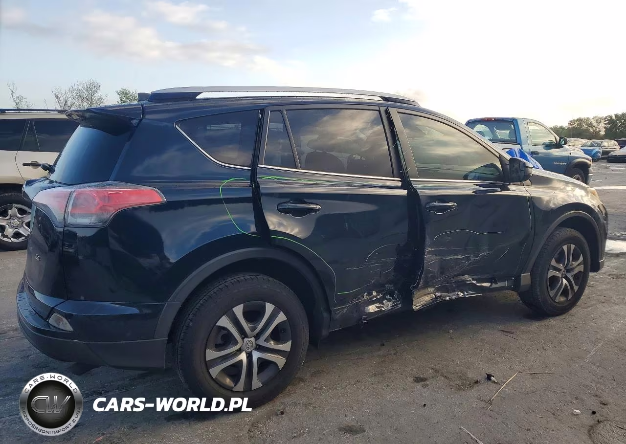 2017 Toyota Rav4 Le VIN:JTMZFREV5HJ137956 - 3