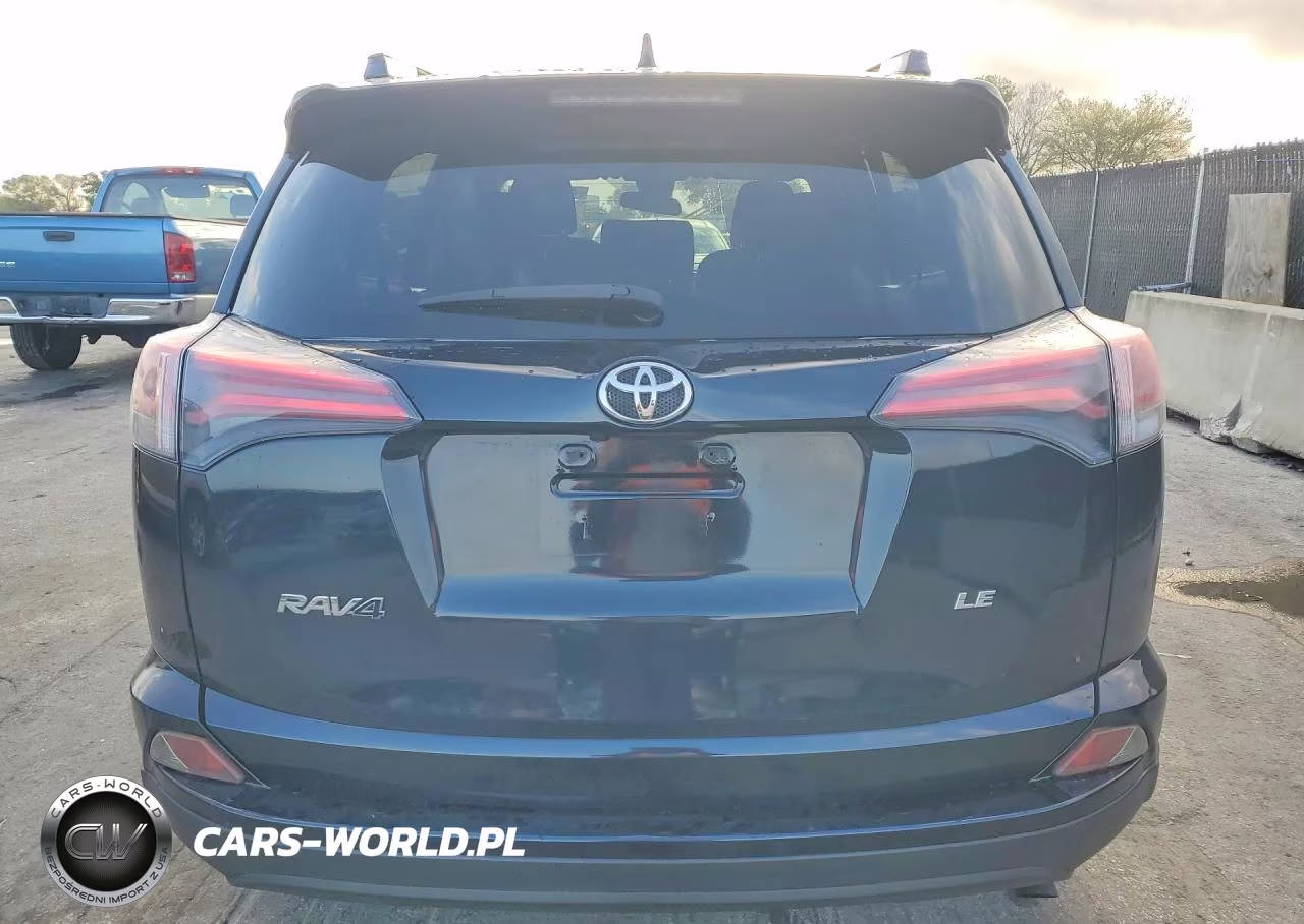 2017 Toyota Rav4 Le VIN:JTMZFREV5HJ137956 - 6