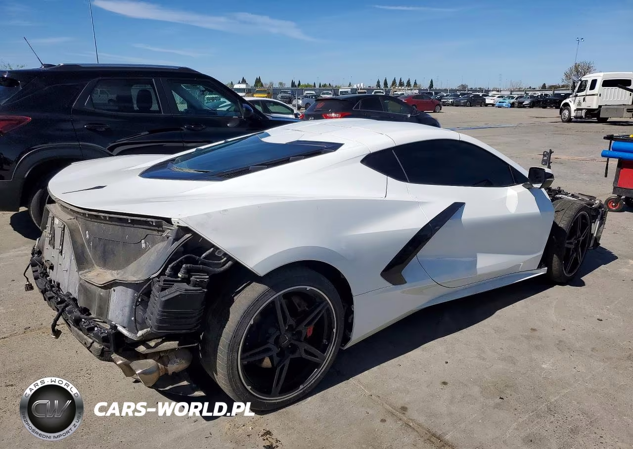 2022 Chevrolet Corvette Stingray 1Lt VIN:1G1YA2D45N5120372 - 3
