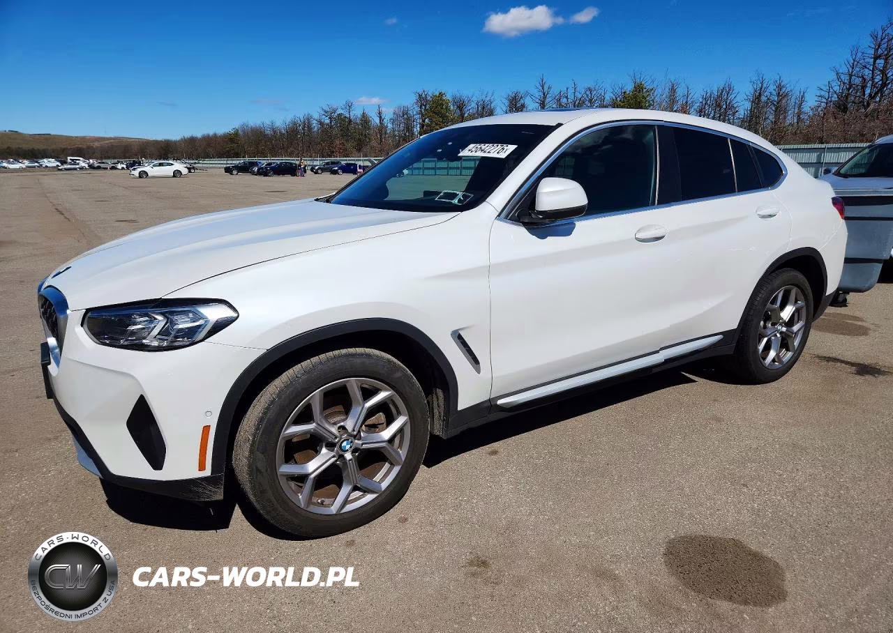 2023 BMW X4 xDrive30I