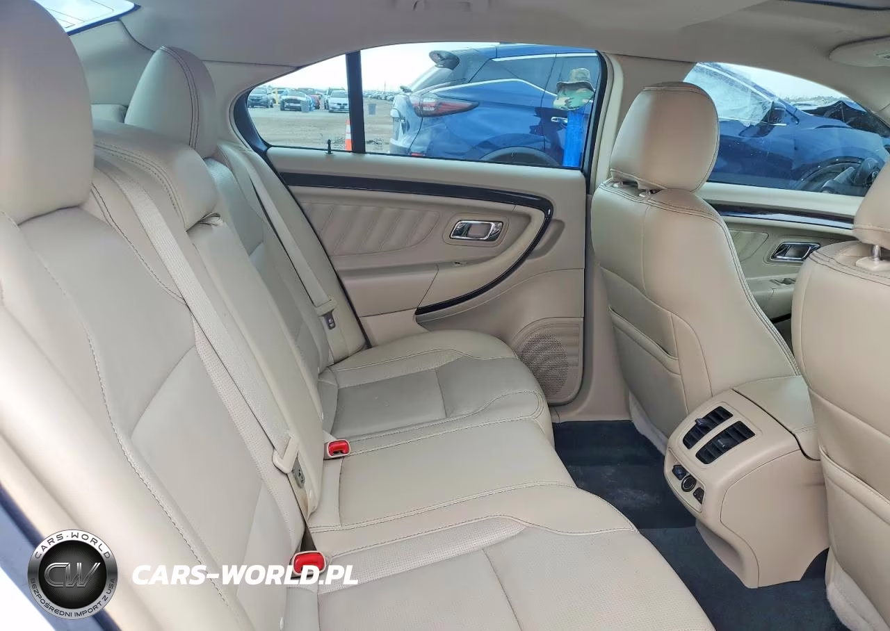 2017 Ford Taurus Limited VIN:1FAHP2F84HG128936 - 10
