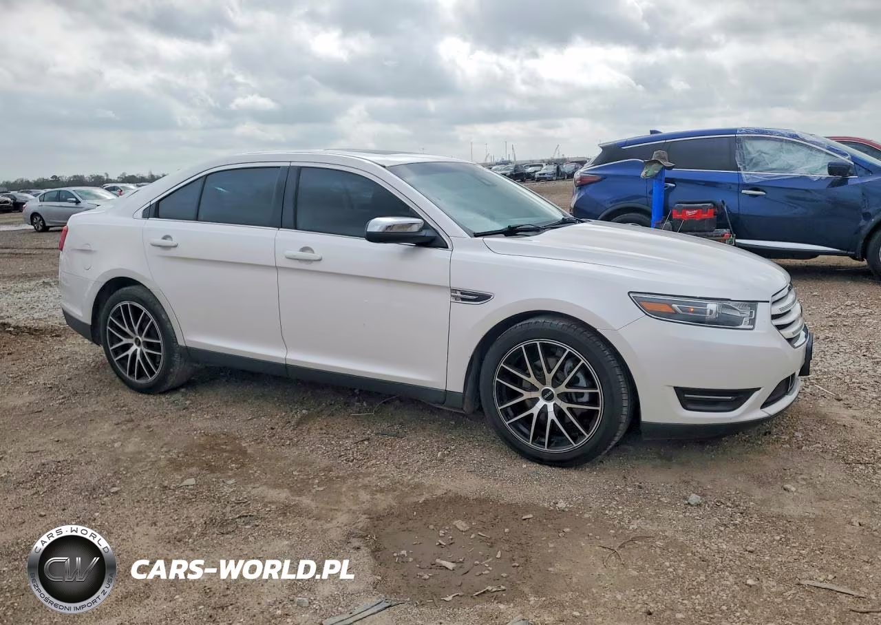 2017 Ford Taurus Limited VIN:1FAHP2F84HG128936 - 4