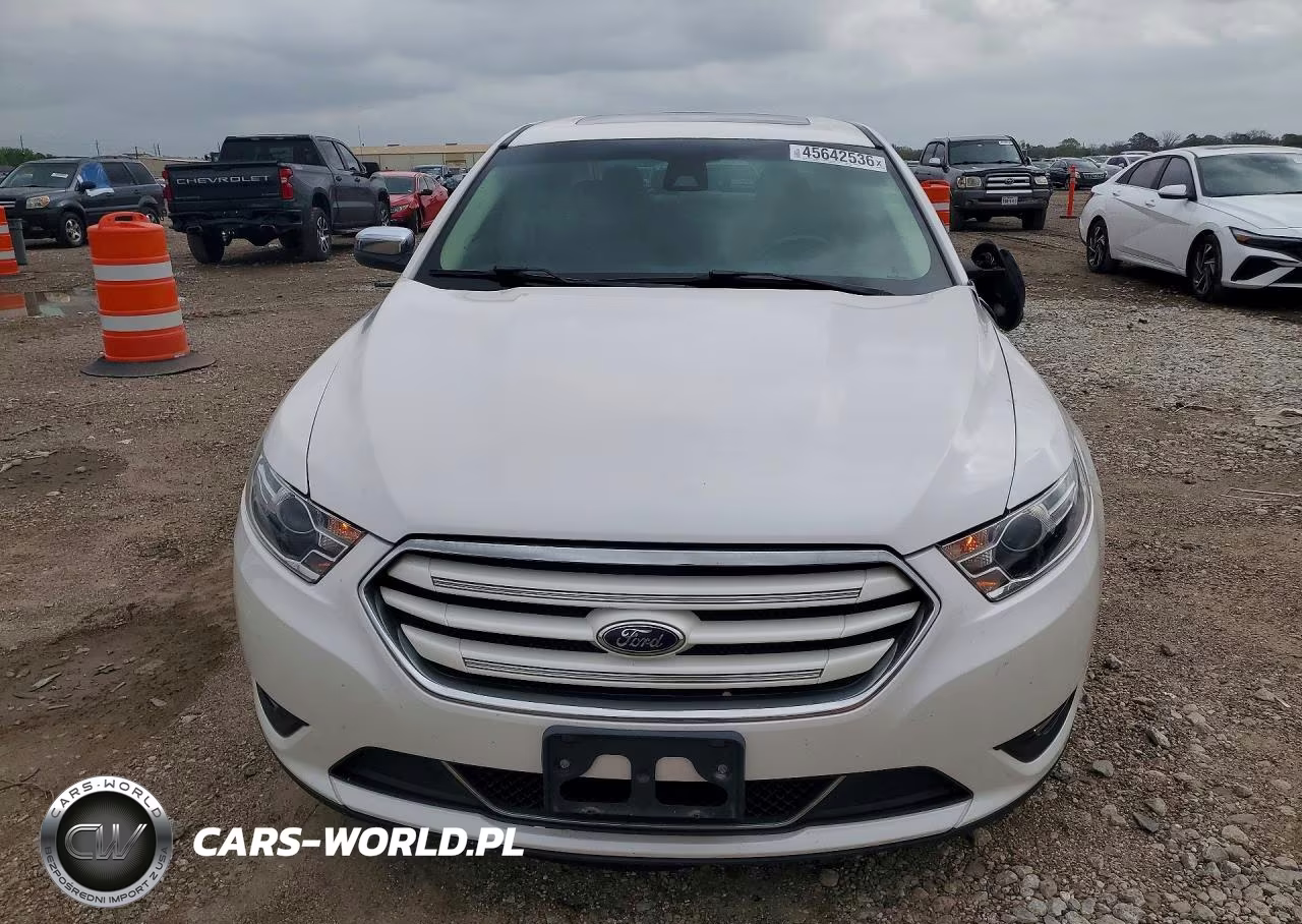 2017 Ford Taurus Limited VIN:1FAHP2F84HG128936 - 5