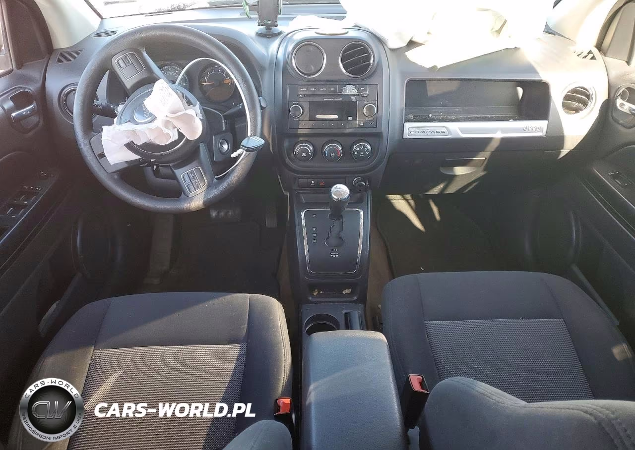 2014 Jeep Compass Sport VIN:1C4NJDBB8ED926882 - 8