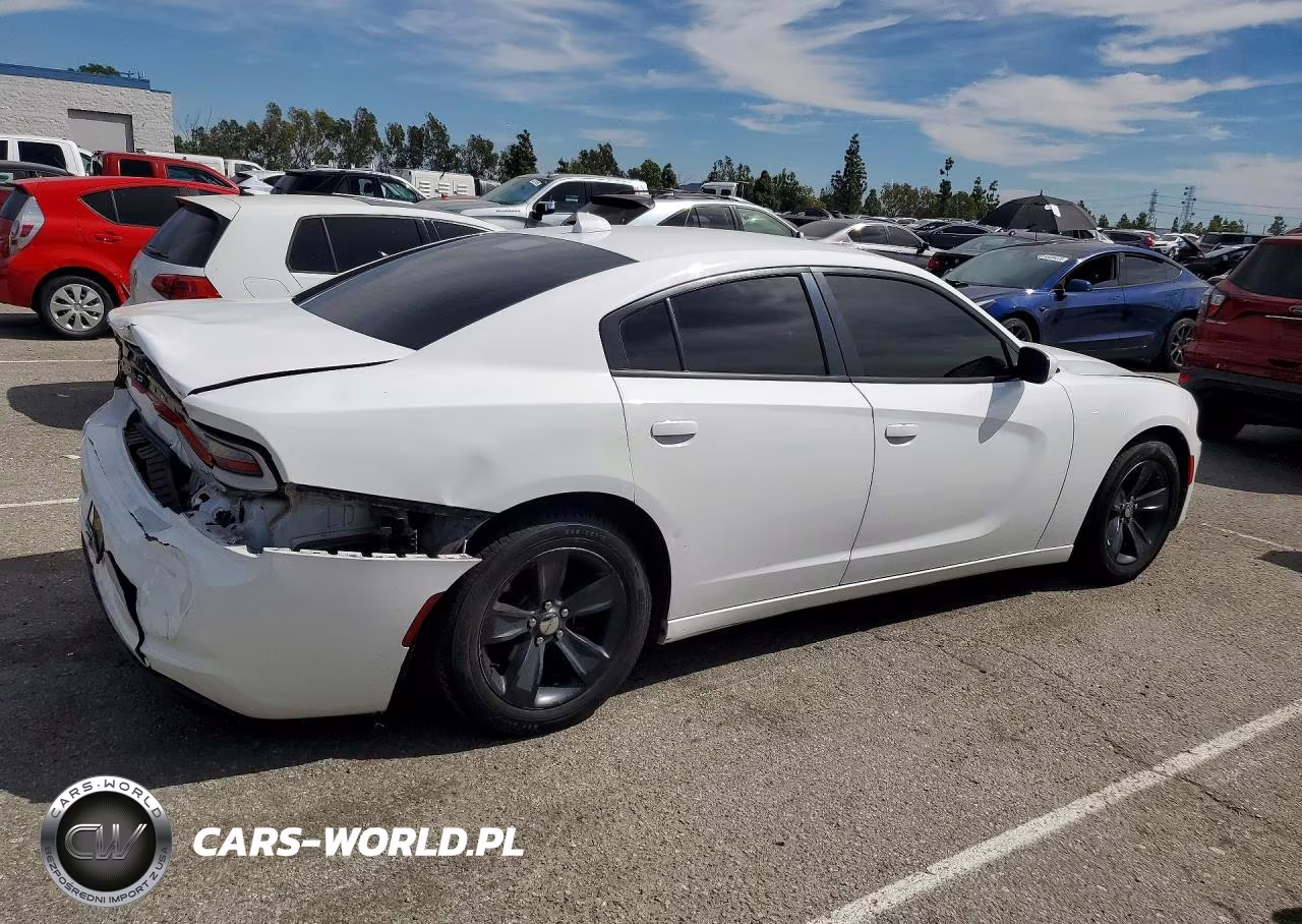 2016 Dodge Charger Sxt VIN:2C3CDXHG4GH250654 - 3