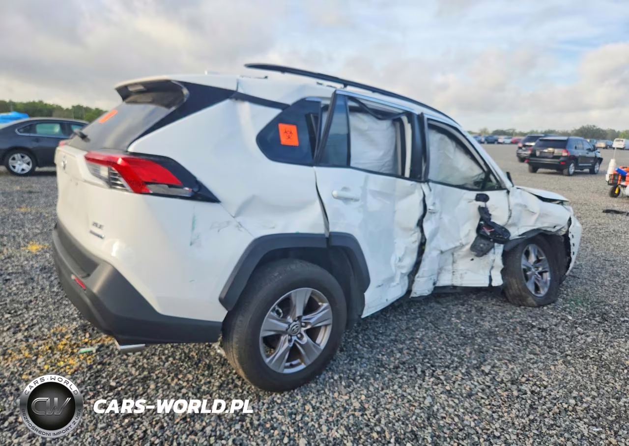 2024 Toyota Rav4 Hybrid Xle VIN:JTMRWRFV0RD274351 - 3